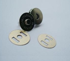 磁铁扣的安装标准解析